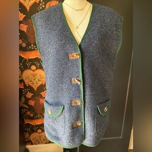Vintage Women's 100% Wool Sweater Vest Navy Green  Size 42 Elegance Seiler